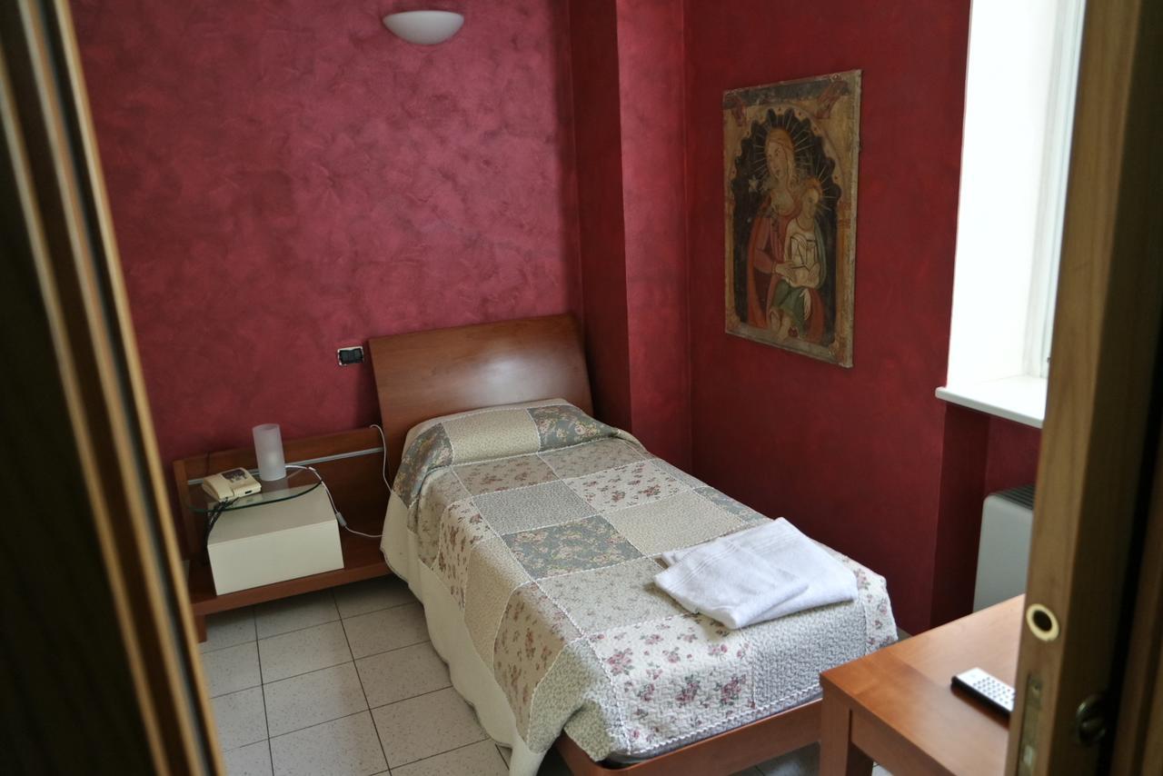 Albergo Giardinetto Scanzorosciate Exteriör bild